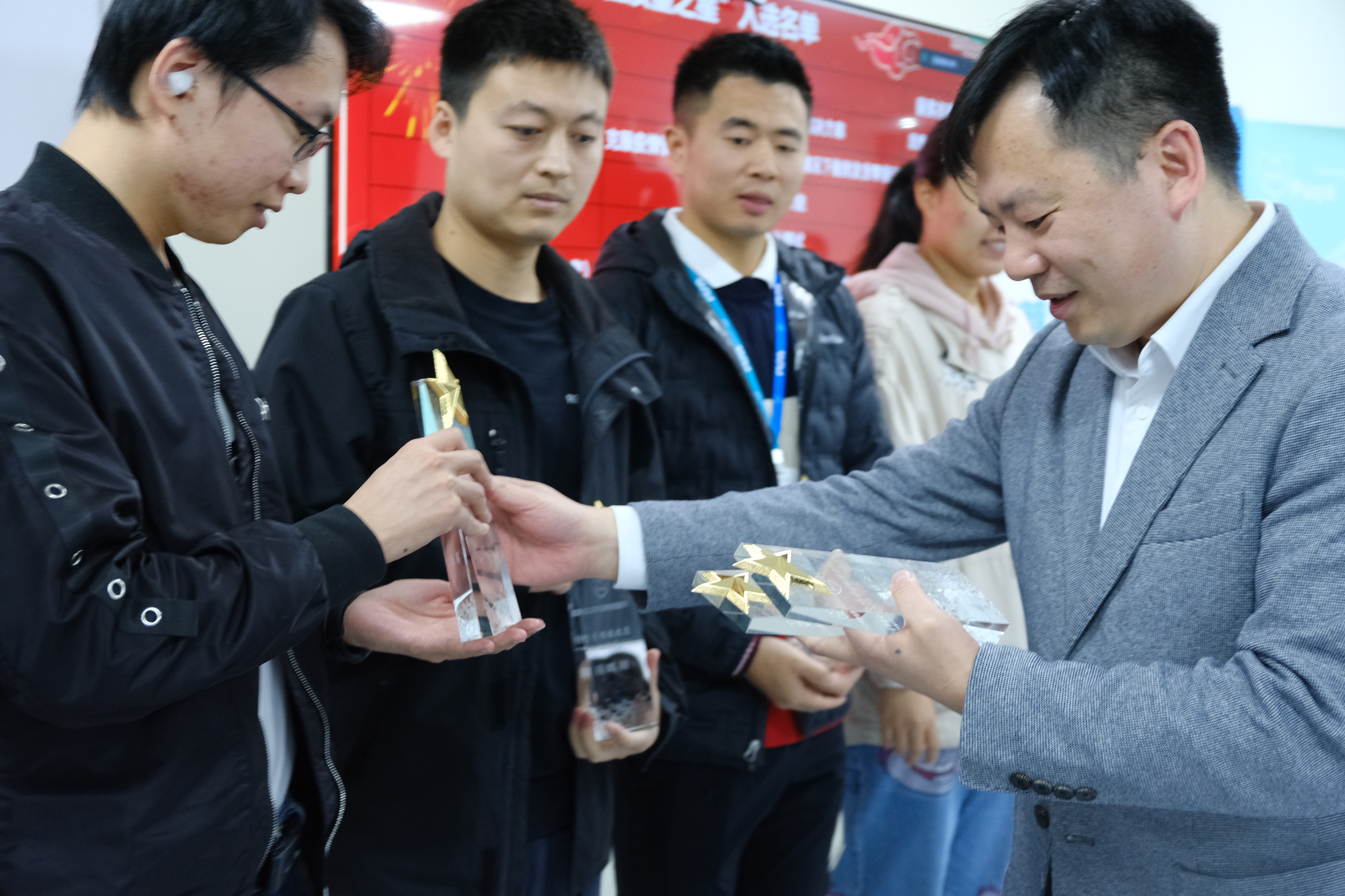 培訓(xùn)頒獎(jiǎng)